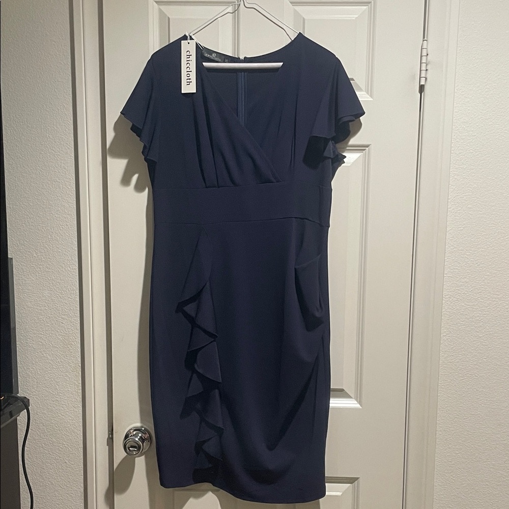 Elegant Navy Midi Dress
